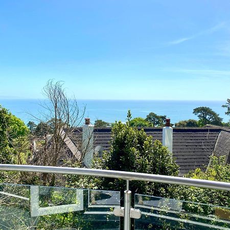 One Of The Best Properties In Lyme! Breathtaking Views Across The Whole Bay. 3 Stories With 2 Tier Veranda Around The Property. Sleeps 6 Lyme Regis Eksteriør billede