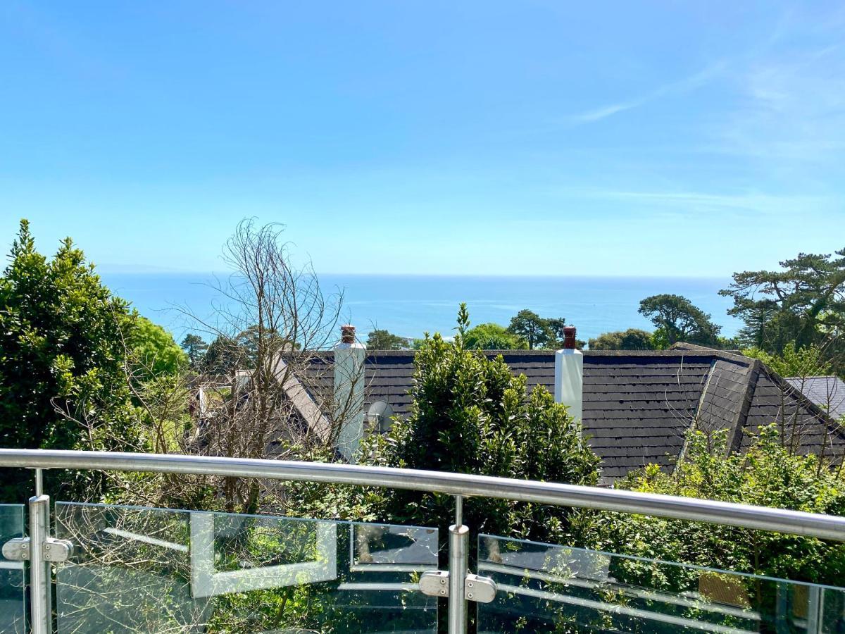 One Of The Best Properties In Lyme! Breathtaking Views Across The Whole Bay. 3 Stories With 2 Tier Veranda Around The Property. Sleeps 6 Lyme Regis Eksteriør billede